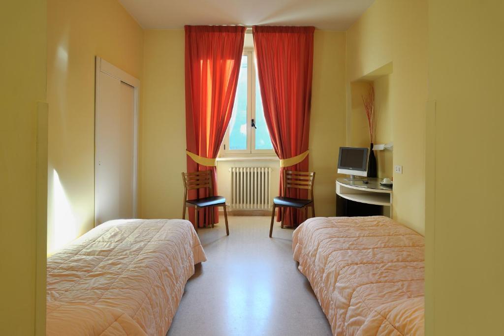 Hotel Eden Perugia Luaran gambar