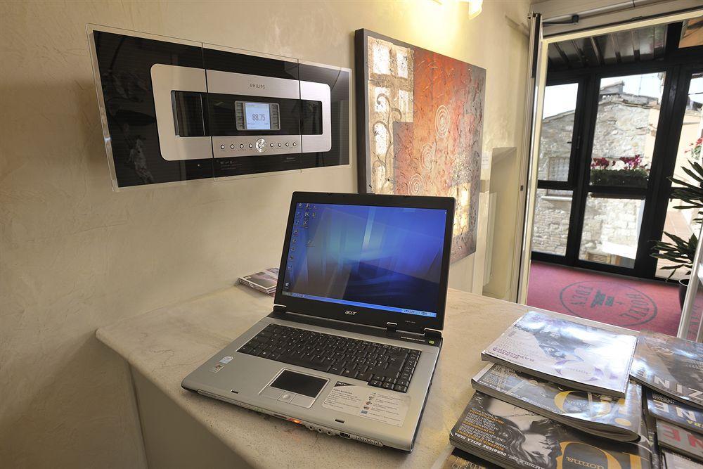 Hotel Eden Perugia Luaran gambar