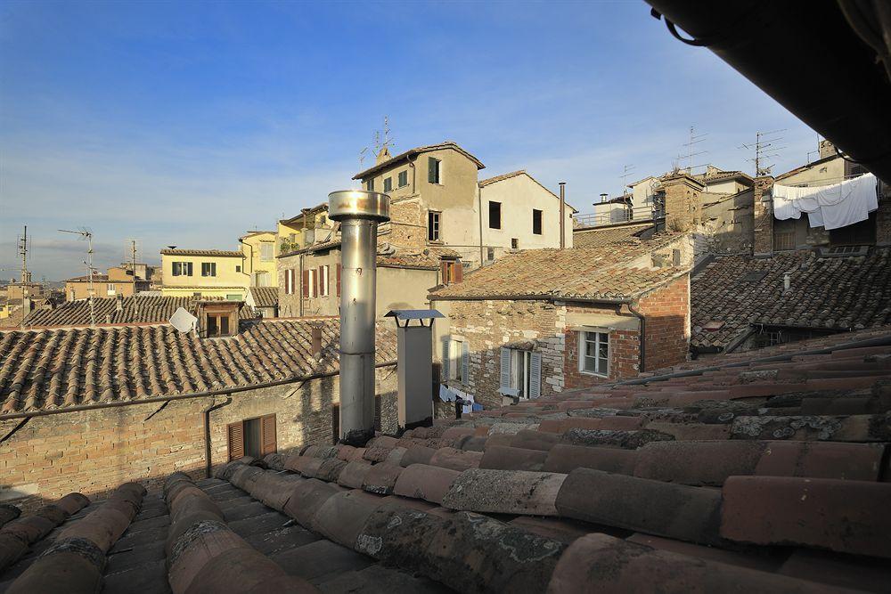 Hotel Eden Perugia Luaran gambar